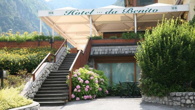 Albergo Benito Ponte nellʼAlpi Exteriér fotografie