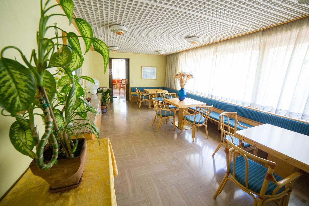 Albergo Benito Ponte nellʼAlpi Exteriér fotografie